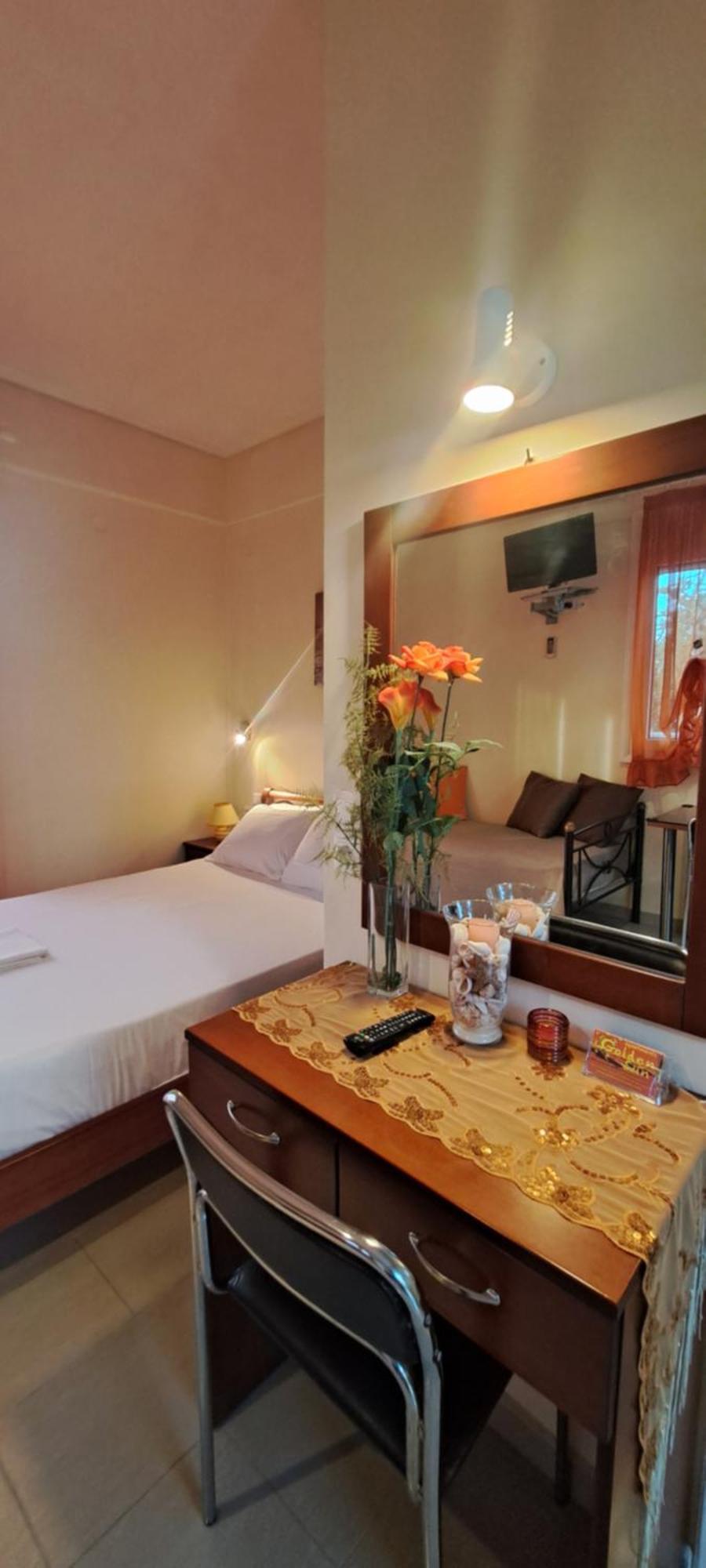 Golden Sun Apartment Rovies Exterior foto
