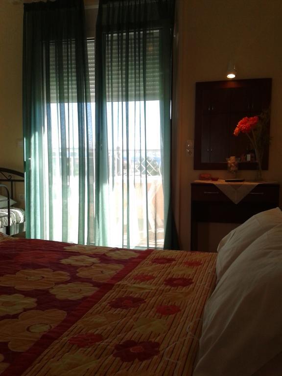 Golden Sun Apartment Rovies Cameră foto